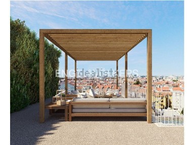 Apartamento T2 à venda na Rua Barão de Sabrosa, 65