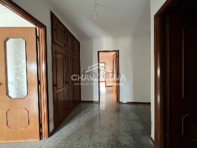 Apartamento T4 à venda na Quinta da Bela Vista, 57