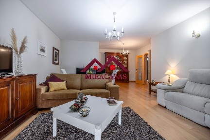 Arrendamento de apartamento T2 em Santa Clara e Castelo Viegas