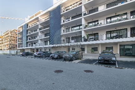Arrendamento de apartamento T3 em Sarilhos Grandes