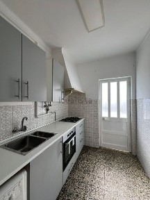 Arrendamento de apartamento T2 na Rua dos Pinheiros