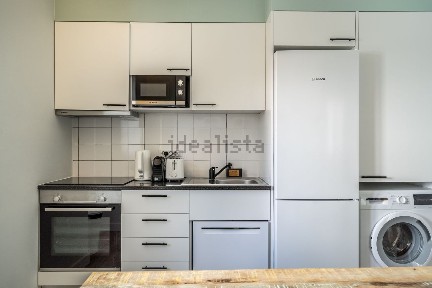 Arrendamento de apartamento T1 na Rua Doutor Álvaro de Castro, 32
