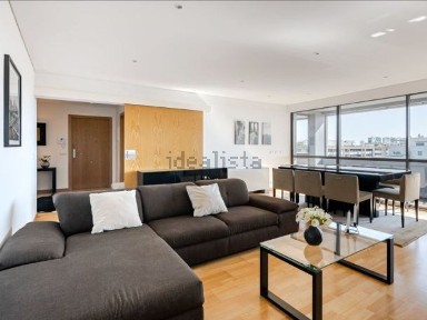 Arrendamento de penthouse na Rua das Galés, 17