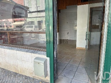 Arrendamento de espaço comercial em Entrecampos