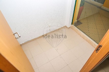 Arrendamento de espaço comercial na Travessa dos Aliados