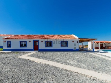 Moradia independente à venda em Ferreira do Alentejo