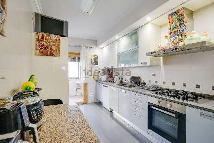 Apartamento T2 à venda na Praceta Manuel Álvares, 6