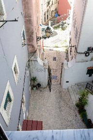 Apartamento T2 à venda na Rua das Escolas Gerais, 32