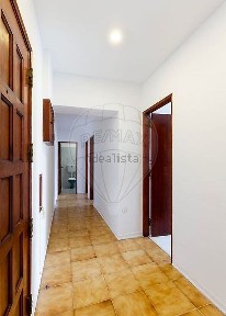 Apartamento T2 à venda na Travessa do Outeiro