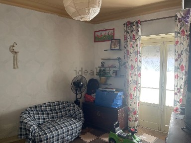 Apartamento T1 à venda na Rua do Funchal, 11