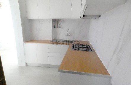 Apartamento T2 à venda na Santa Engrácia