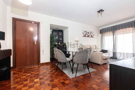 Apartamento T2 à venda em Alfragide