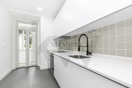 Apartamento T2 à venda na Anjos