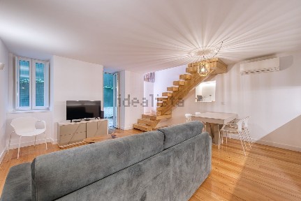 Apartamento T2 à venda na Praça São Bento, 384