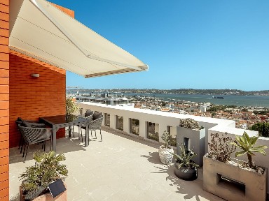 Apartamento T3 à venda na Algés