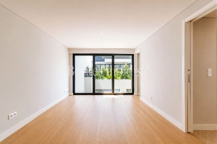 Apartamento T1 à venda na Av. da Liberdade - Marquês de Pombal