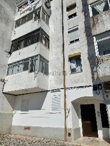 Apartamento T1 à venda na Rua Pedro de Sintra