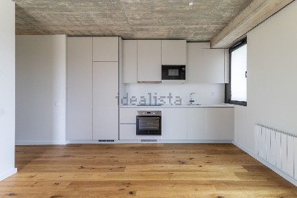 Arrendamento de apartamento T2 na Rua de Camposinhos, 233