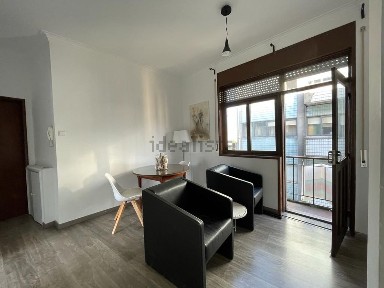 Arrendamento de apartamento T1 na Rua da Alegria
