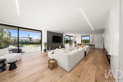 Casa ou moradia à venda em Alfeizerão