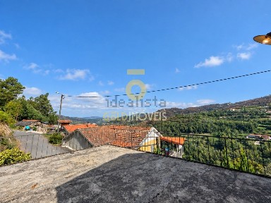 Moradia independente à venda em Santiago de Piães