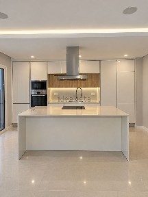 Apartamento T3 à venda na Rua de Santa Teresinha s/n