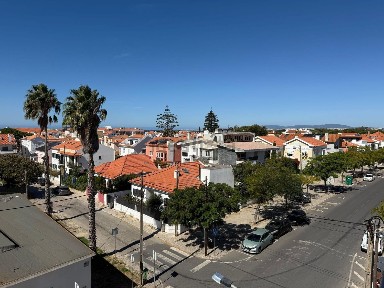 Apartamento T2 à venda na Rua Norberto de Araújo, 8