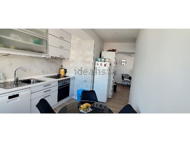 Apartamento T1 à venda na Rua João Villaret
