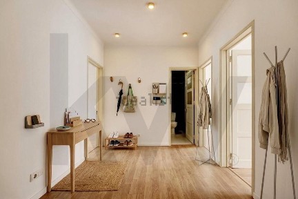 Apartamento T4 à venda na Avenida Doutor António Rodrigues Manito s/n