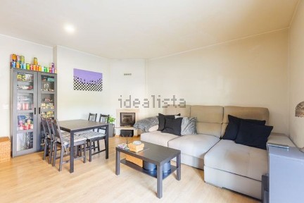 Apartamento T2 à venda na Rua Vale da Pinha