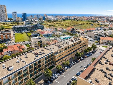Apartamento T3 à venda na Rua Agostinho Landolt