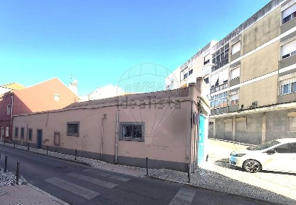 Queluz, Centro de Queluz, Avenida da República