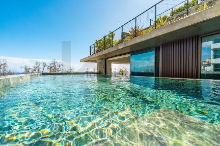 Apartamento T3 à venda na Estrada Monumental s/n