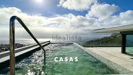 Penthouse à venda na Rua da Capela do Amparo s/n