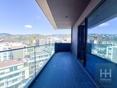 Apartamento T3 à venda na Estrada Monumental