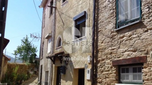 Casa ou moradia à venda em Arganil