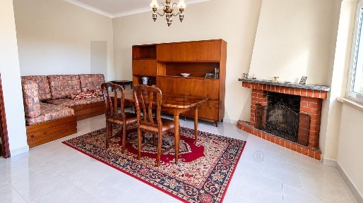 Moradia geminada à venda nos Brejos de Azeitão