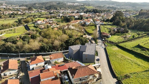 Lousado, Rua António Fonseca, 112
