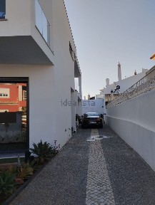 Moradia independente à venda na Bemposta