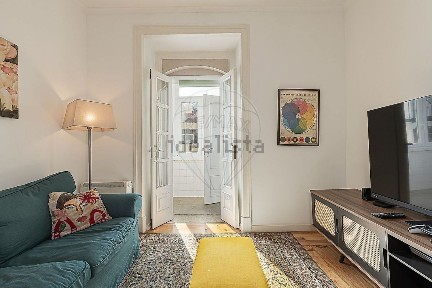 Apartamento T3 à venda na Rua António Pedro