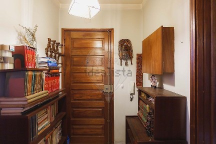 Apartamento T2 à venda na Rua Raúl Brandão