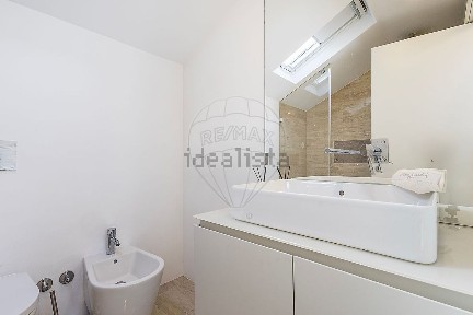 Apartamento T4 à venda na Rua Artilharia 1