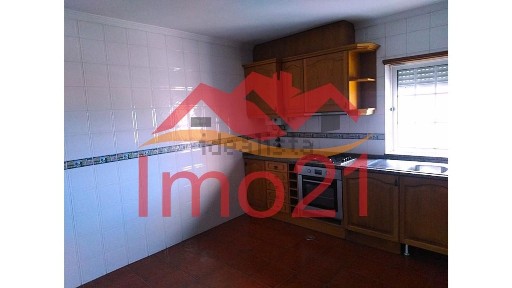 Apartamento T2 à venda em Oiã