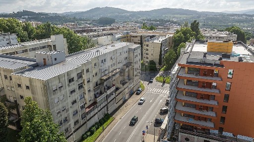 Apartamento T2 à venda na Rua do Cruzeiro