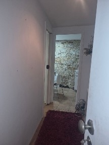 Arrendamento de mesa de trabalho na Rua Nossa Senhora do Amparo, 82 c