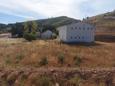 Herdade à venda em Alferce