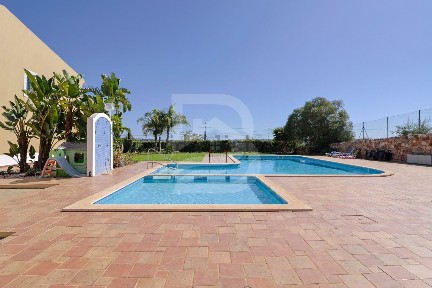 Moradia geminada à venda na Vila de Alcantarilha