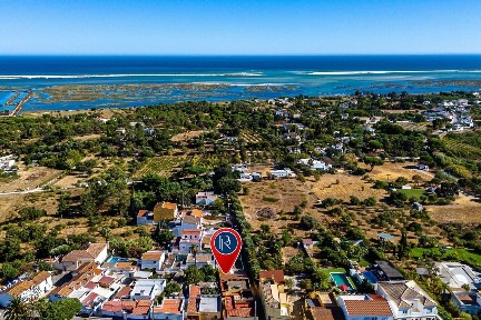 Moradia independente à venda em N125