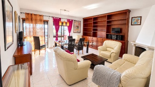 Arrendamento de apartamento T3 no Alto do Forno - Alto da Fonte