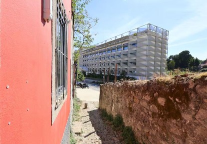 Arrendamento de andar de moradia na Travessa de Salgueiros